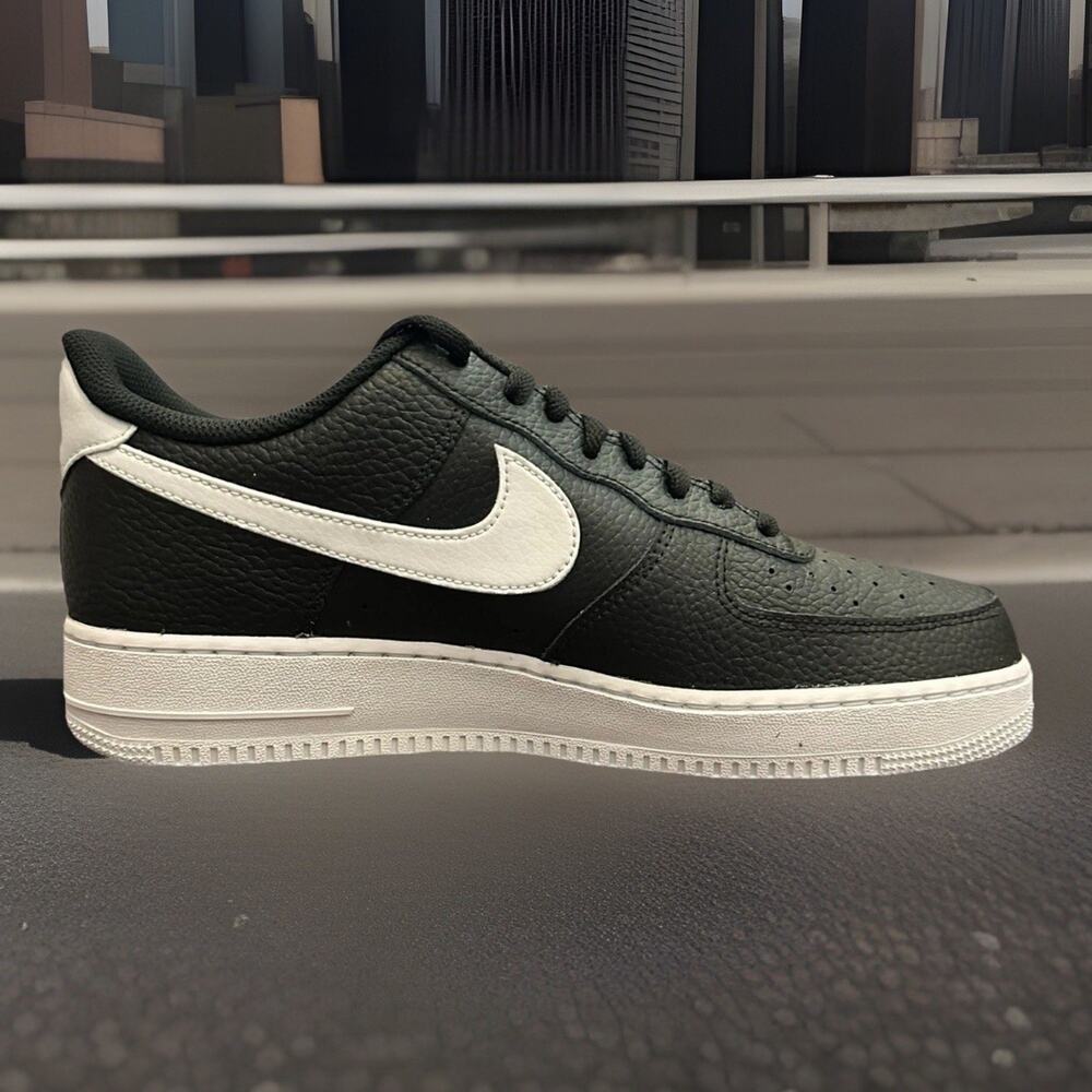 New Men's Size 12 Nike Air Force 1 Low '07 Black White CT2302-002